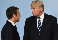 Isolé dans le monde, Trump reçu en grande pompe à Paris