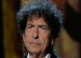 Bob Dylan pourrait refuser le prix Nobel comme Sartre