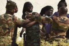Les ex-rebelles pro-Ouattara se révoltent et demandent l’argent