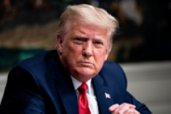 Trump acquitté d’un étrange procès