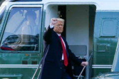 Départ pathétique de Trump de la Maison Blanche