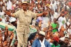 La tension monte en Guinée, des artistes s’engagent pour la paix