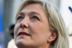 Marine Le Pen se pose en future présidente de la France 