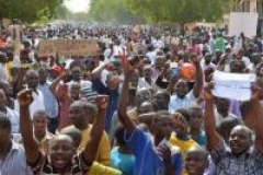 L'opposition nigérienne veut «imposer» des élections transparentes 
