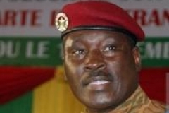 L'ex-Premier ministre burkinabè rayé de l'armée 
